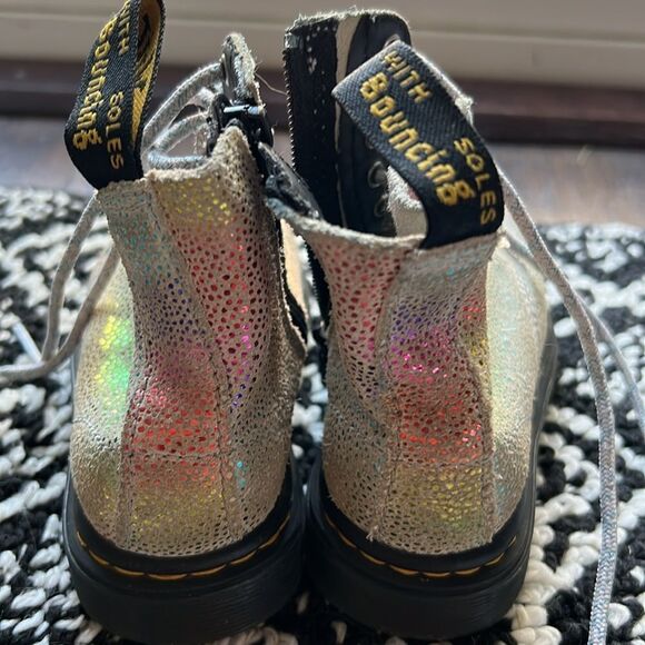 DR MARTENS Boots Iridescent Rainbow Multicolored size 8 1460 pascal t in EUC - Picture 4 of 8